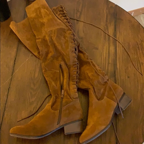 Women’s knee-high boots - Picture 1 of 4